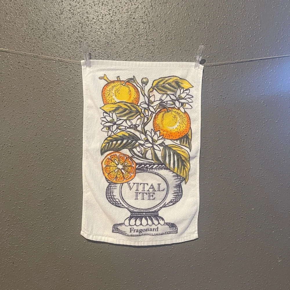 Fragonard Vitalite’ Essential Face Towel